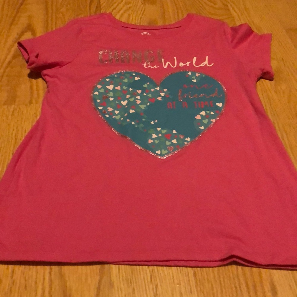 A girls tee shirt